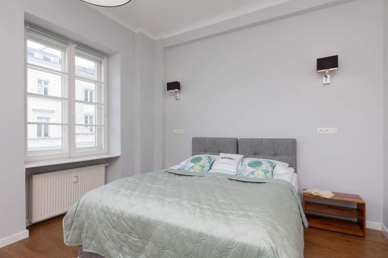ורשה City Center Aparthotel Chmielna By Noclegi Renters מראה חיצוני תמונה