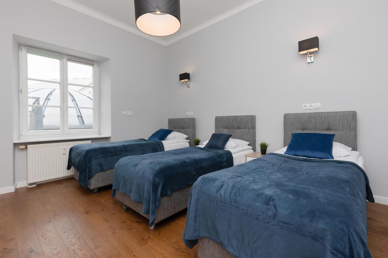 ורשה City Center Aparthotel Chmielna By Noclegi Renters מראה חיצוני תמונה