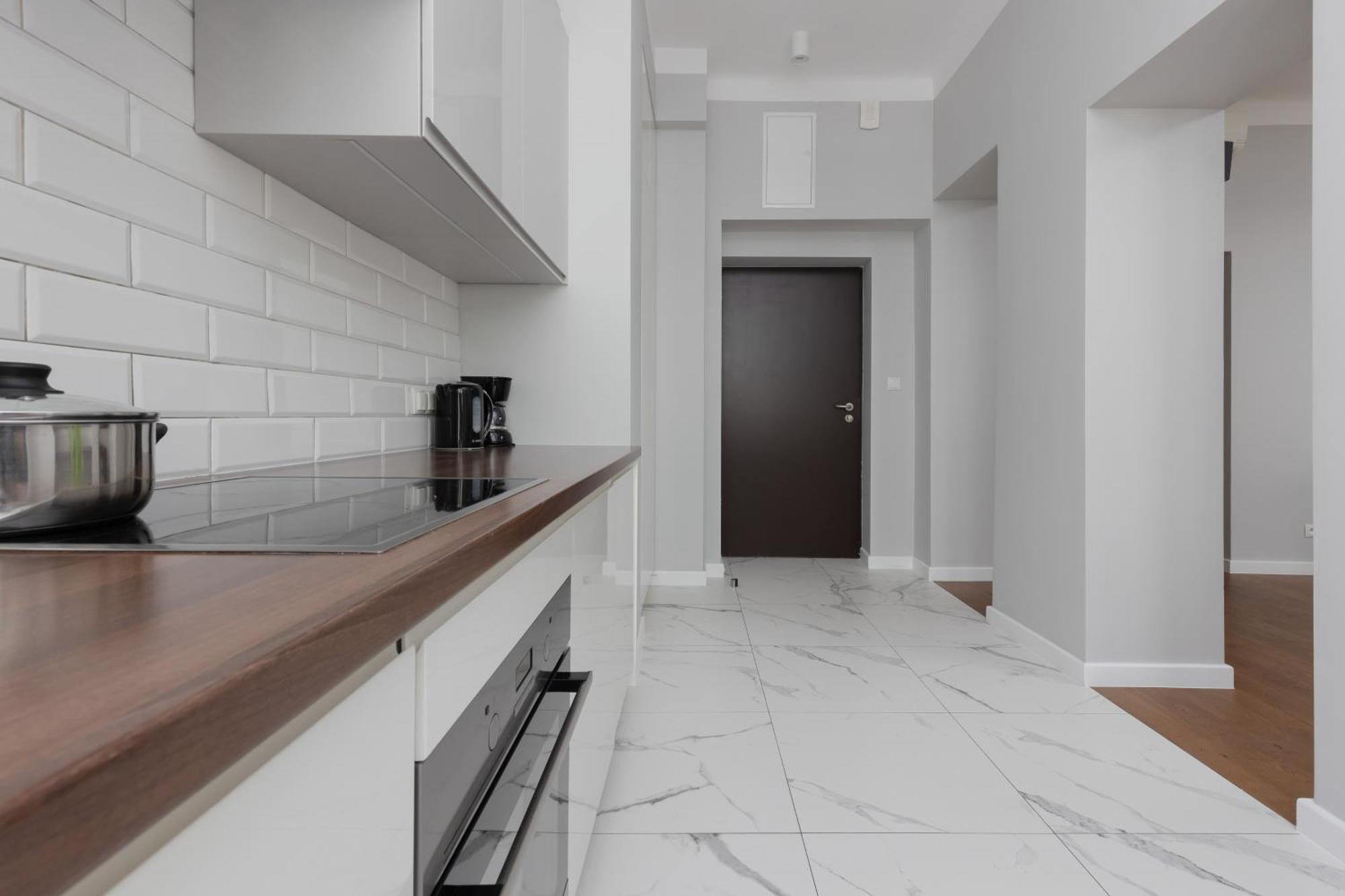 ורשה City Center Aparthotel Chmielna By Noclegi Renters מראה חיצוני תמונה