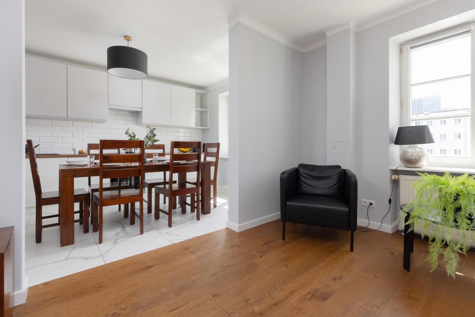 ורשה City Center Aparthotel Chmielna By Noclegi Renters מראה חיצוני תמונה