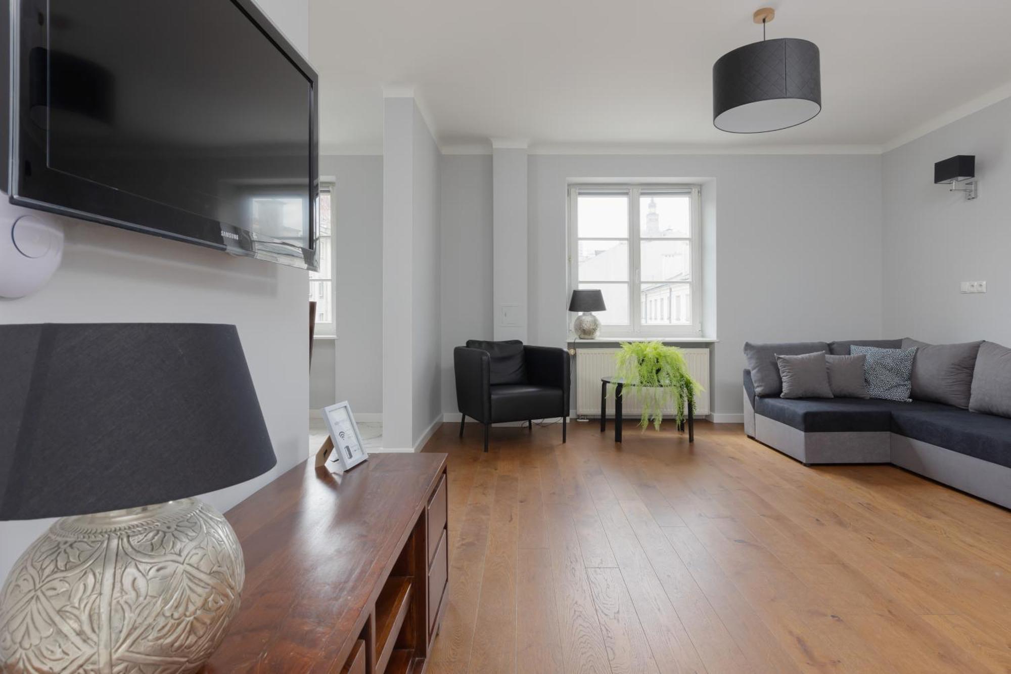 ורשה City Center Aparthotel Chmielna By Noclegi Renters מראה חיצוני תמונה